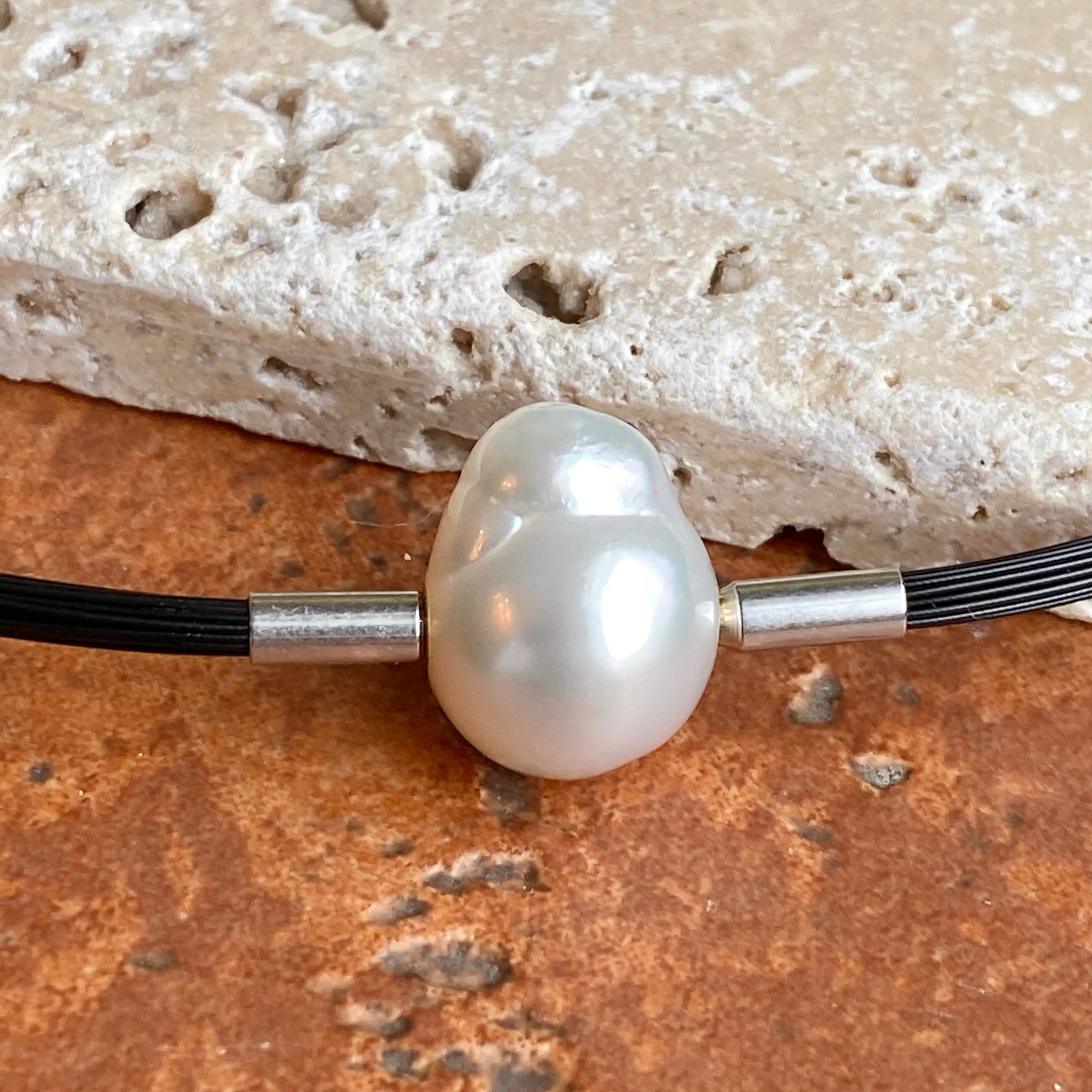 18KT Yellow Gold Paspaley South Sea Pearl Baroque Pendant Swap 12mm "Fine"