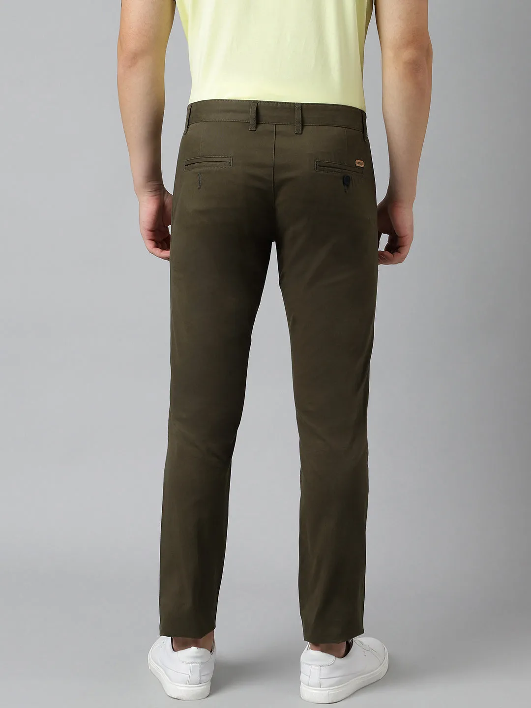 2 Way Stretch Chinos in Olive- Slim Fit