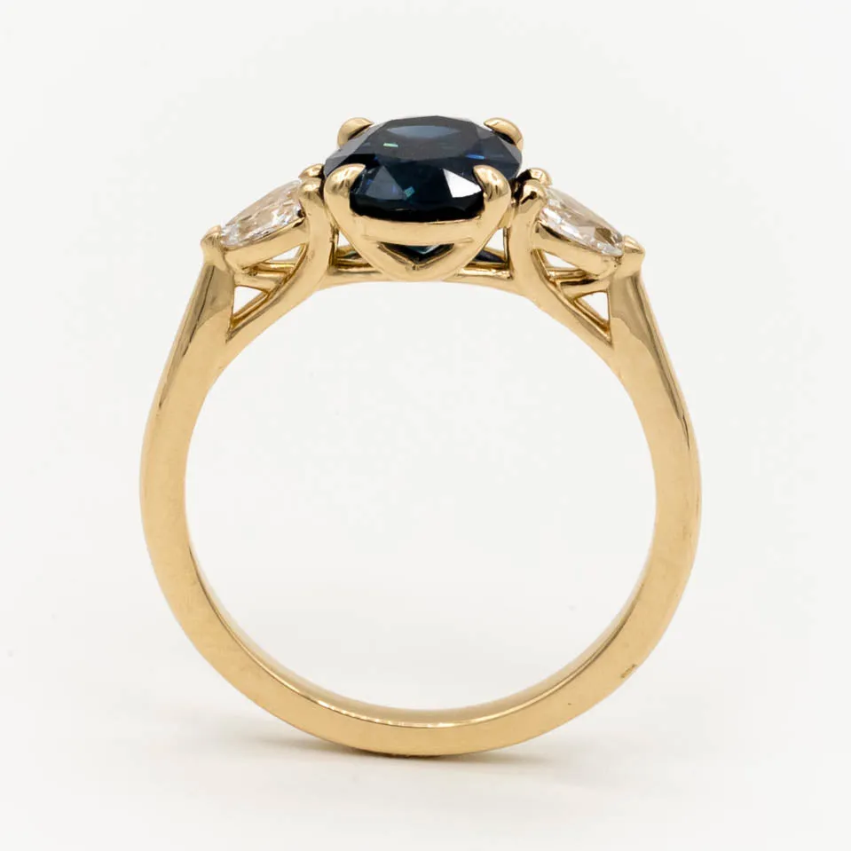 Acacia Engagement Ring | 2.42ct Blue Sapphire | 14k Yellow Gold
