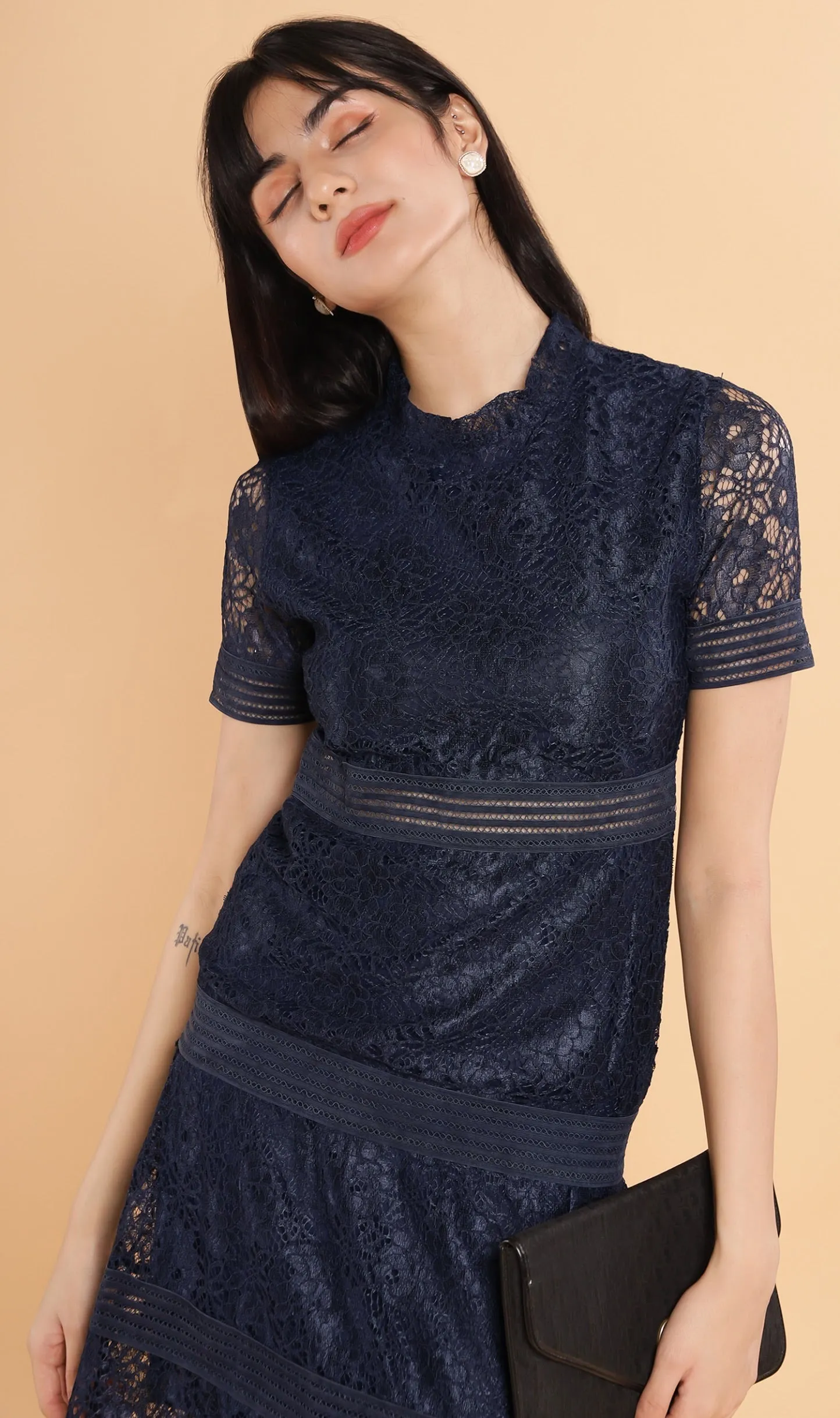 AVALINE Tiered Lace Dress (Midnight Blue)