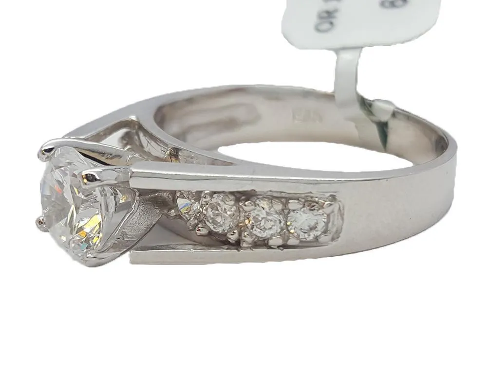 Bague en or Blanc Avec Zircon