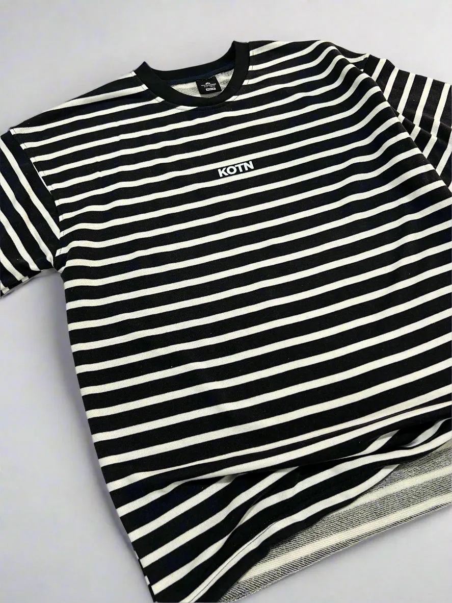 B&W STRIPE OVERSIZED T-SHIRT