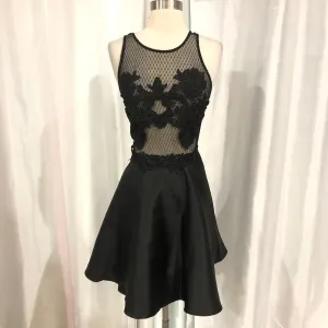 BOUTIQUE Short Black Sheer Top Fit & Flare Gown Size L
