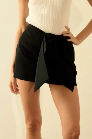 Bow Mini Black Skort