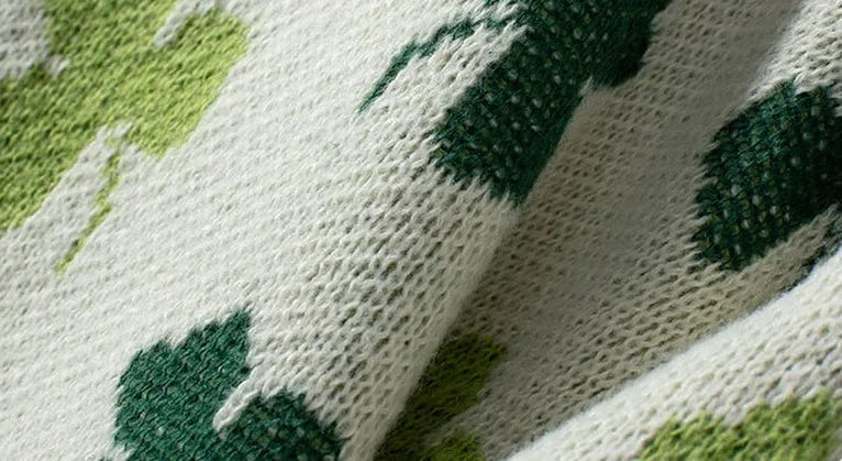 Cozy Jacquard Knit Jumper with Round Neck for Women