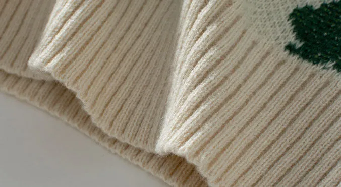 Cozy Jacquard Knit Jumper with Round Neck for Women
