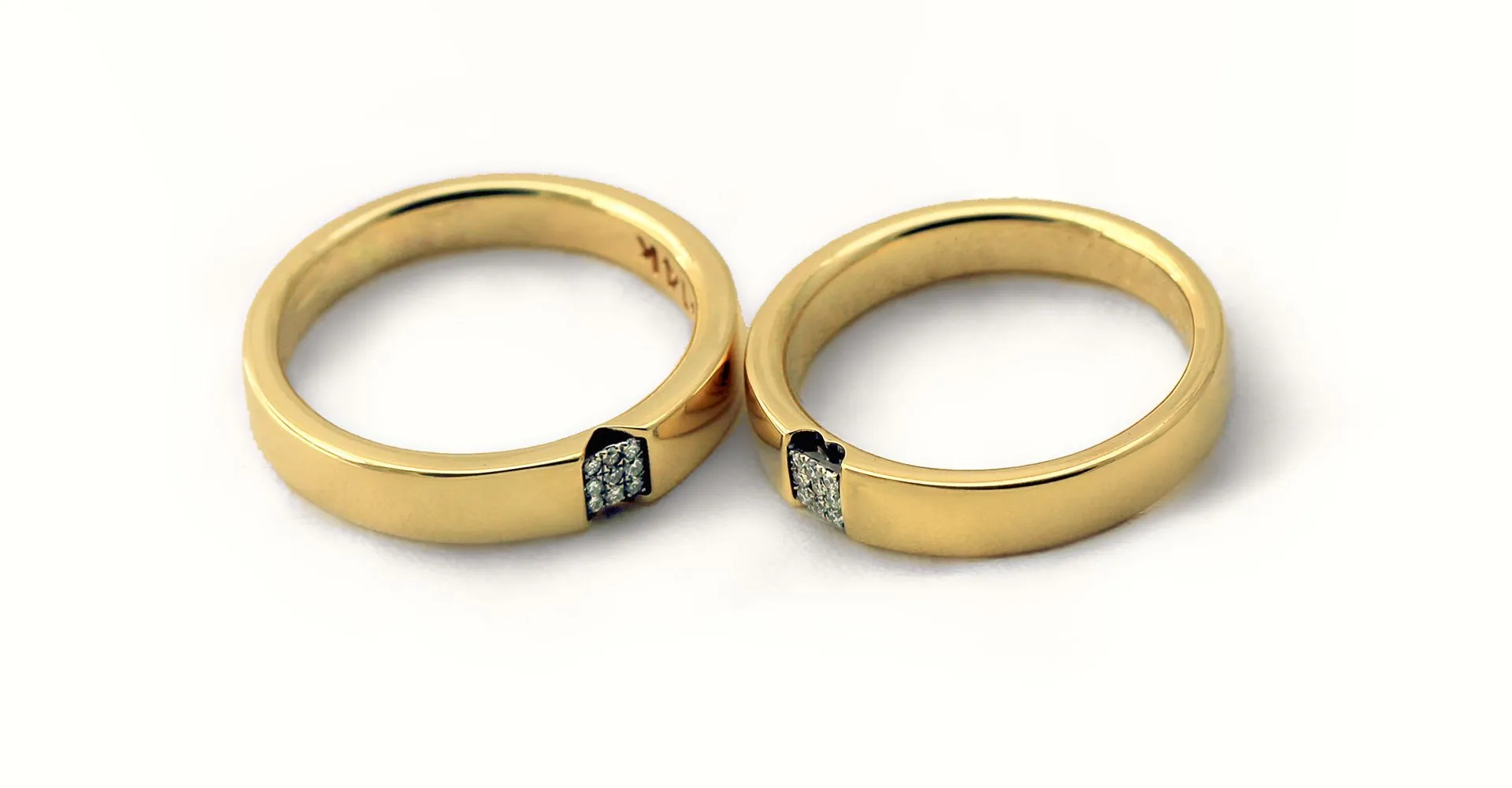 Diamonds Promise Rings for Couple