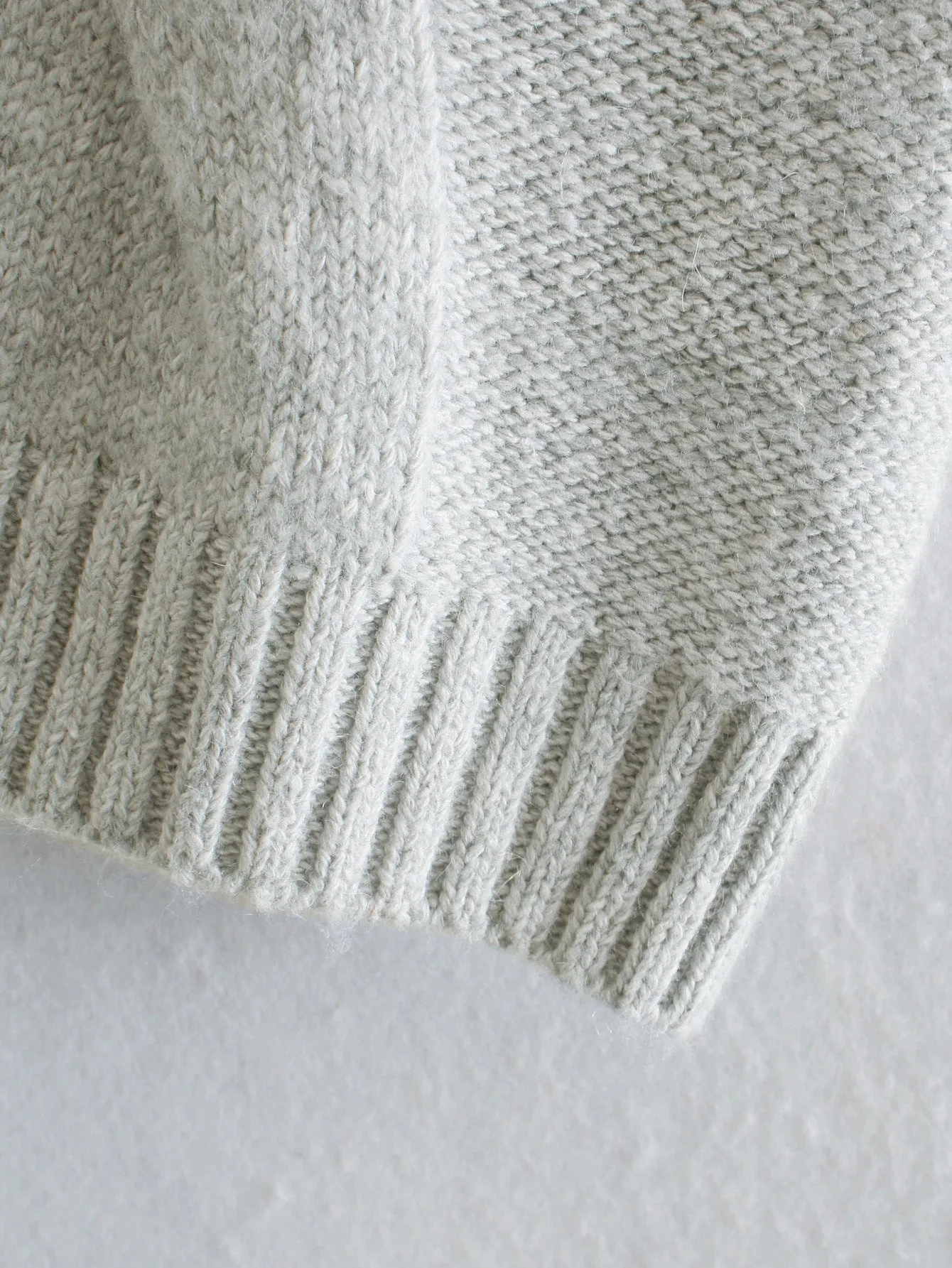 Eight-Strand Woven V-neck Geometry Vest Sweaters