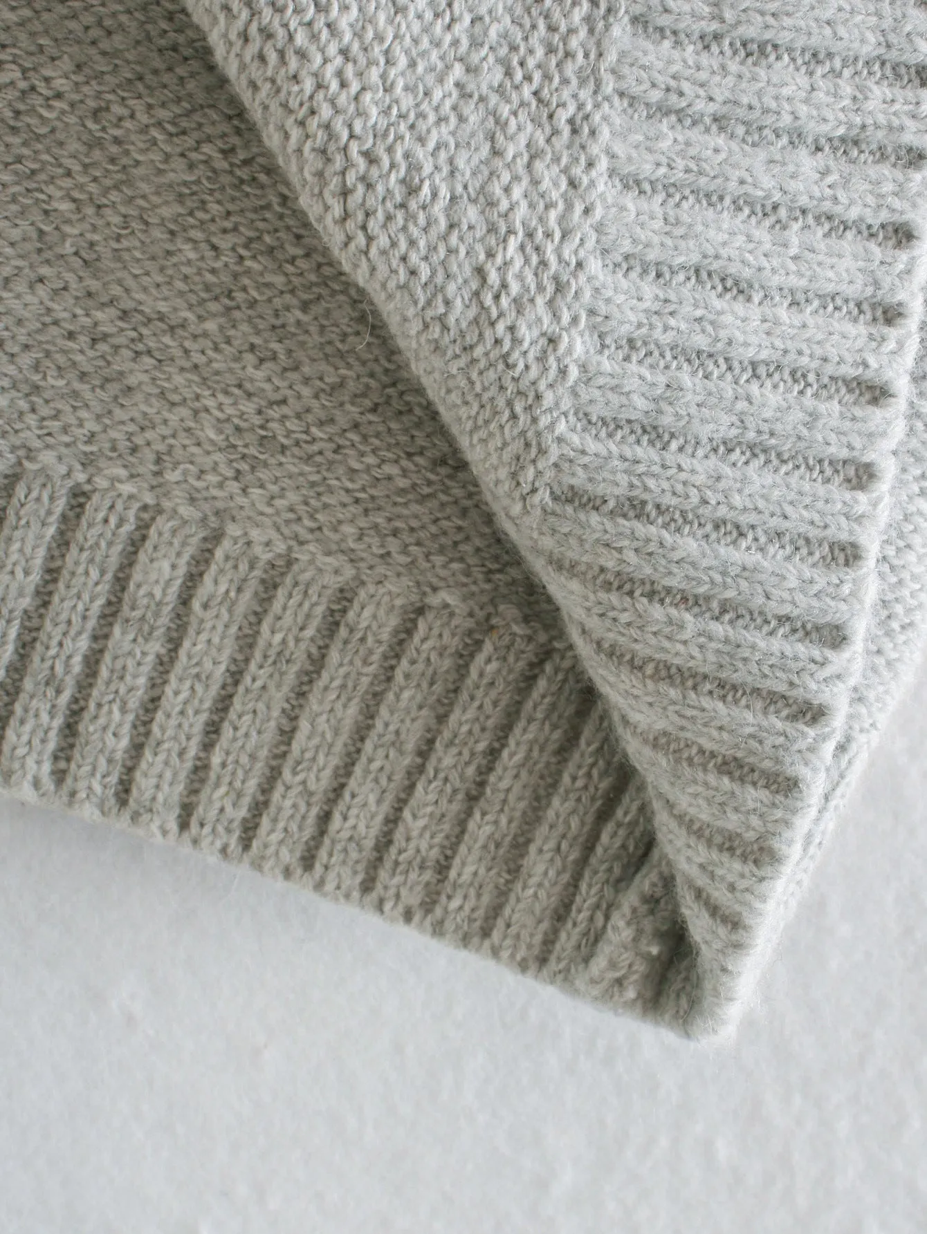 Eight-Strand Woven V-neck Geometry Vest Sweaters