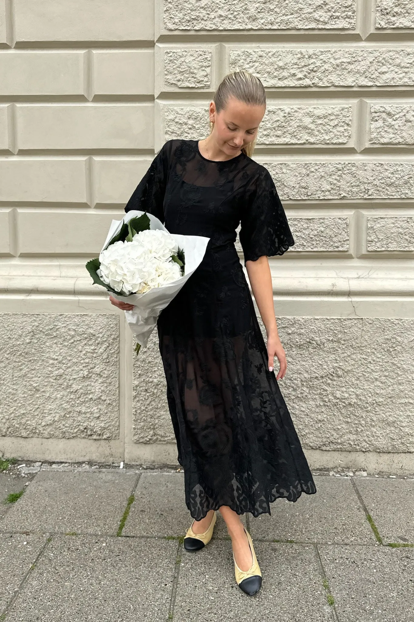 EllinorIC Lang Kjole - Sort