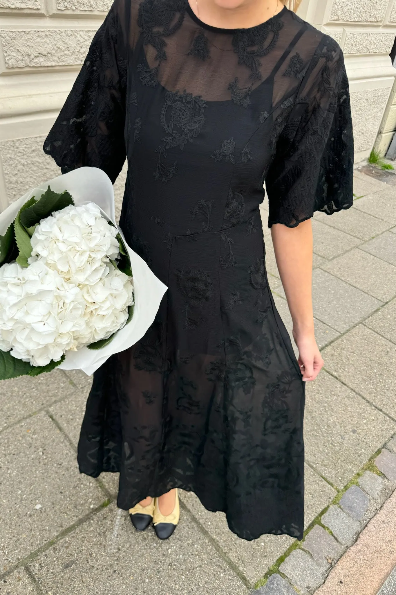 EllinorIC Lang Kjole - Sort