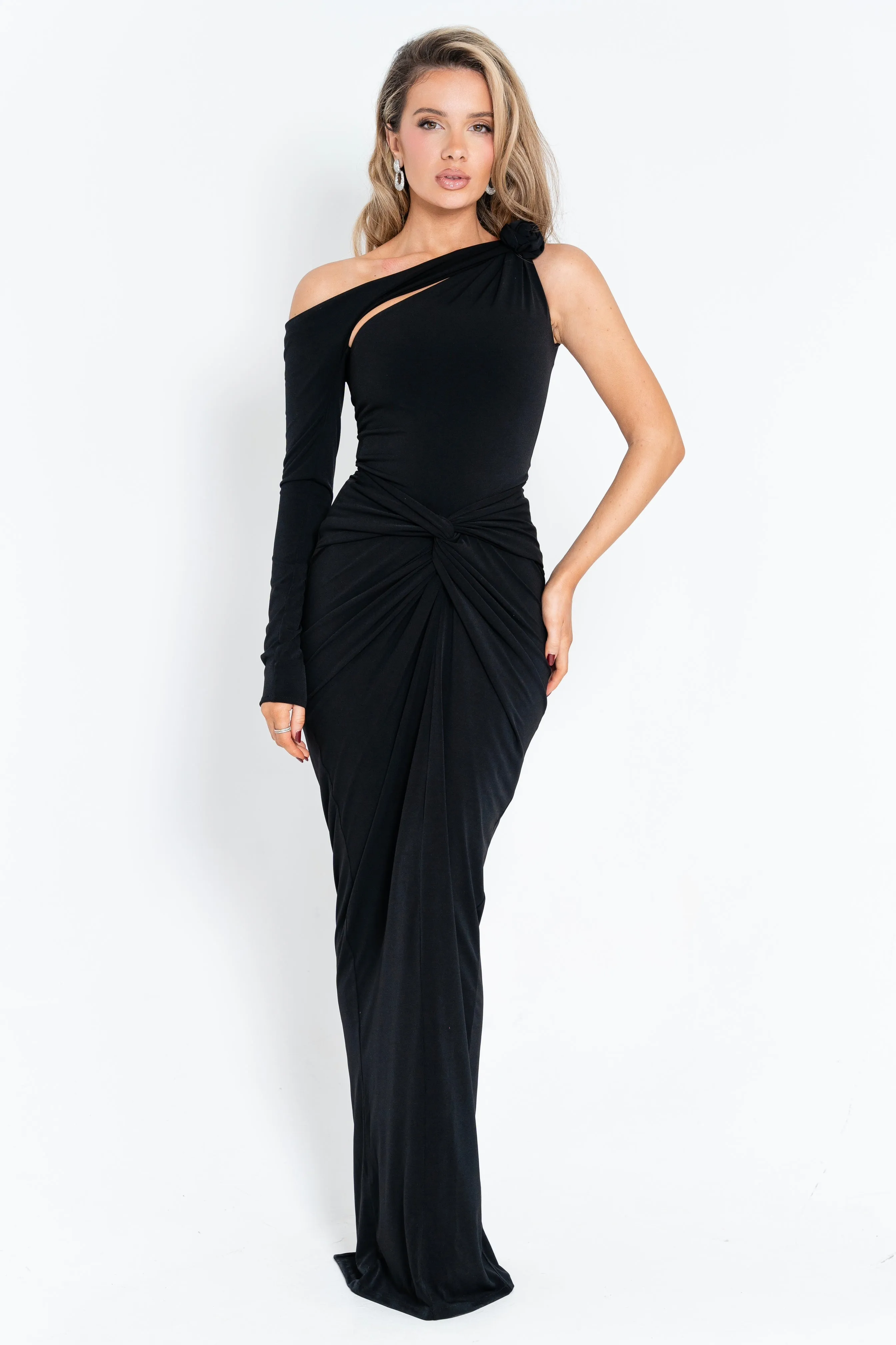 Eluna Black Dress