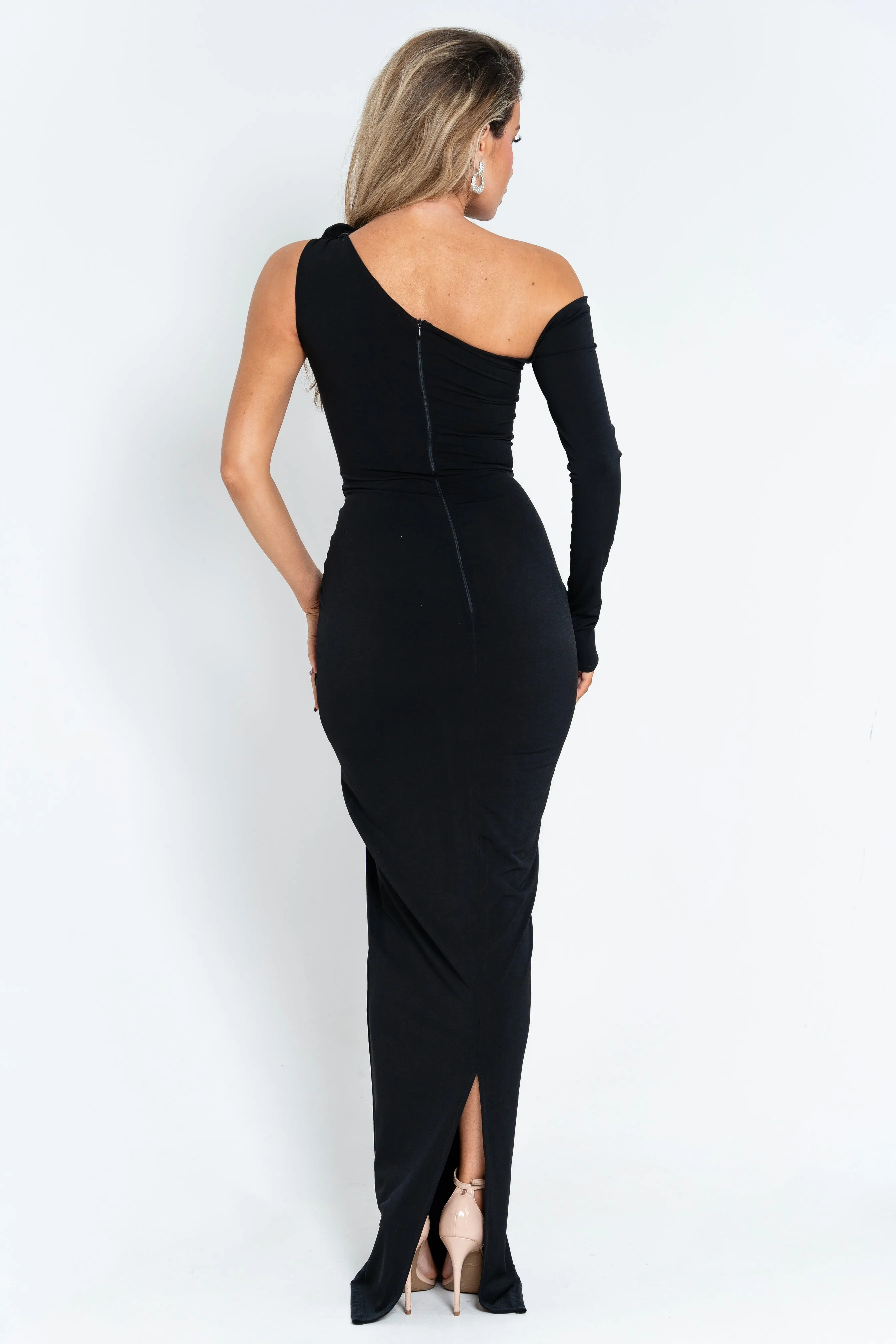 Eluna Black Dress