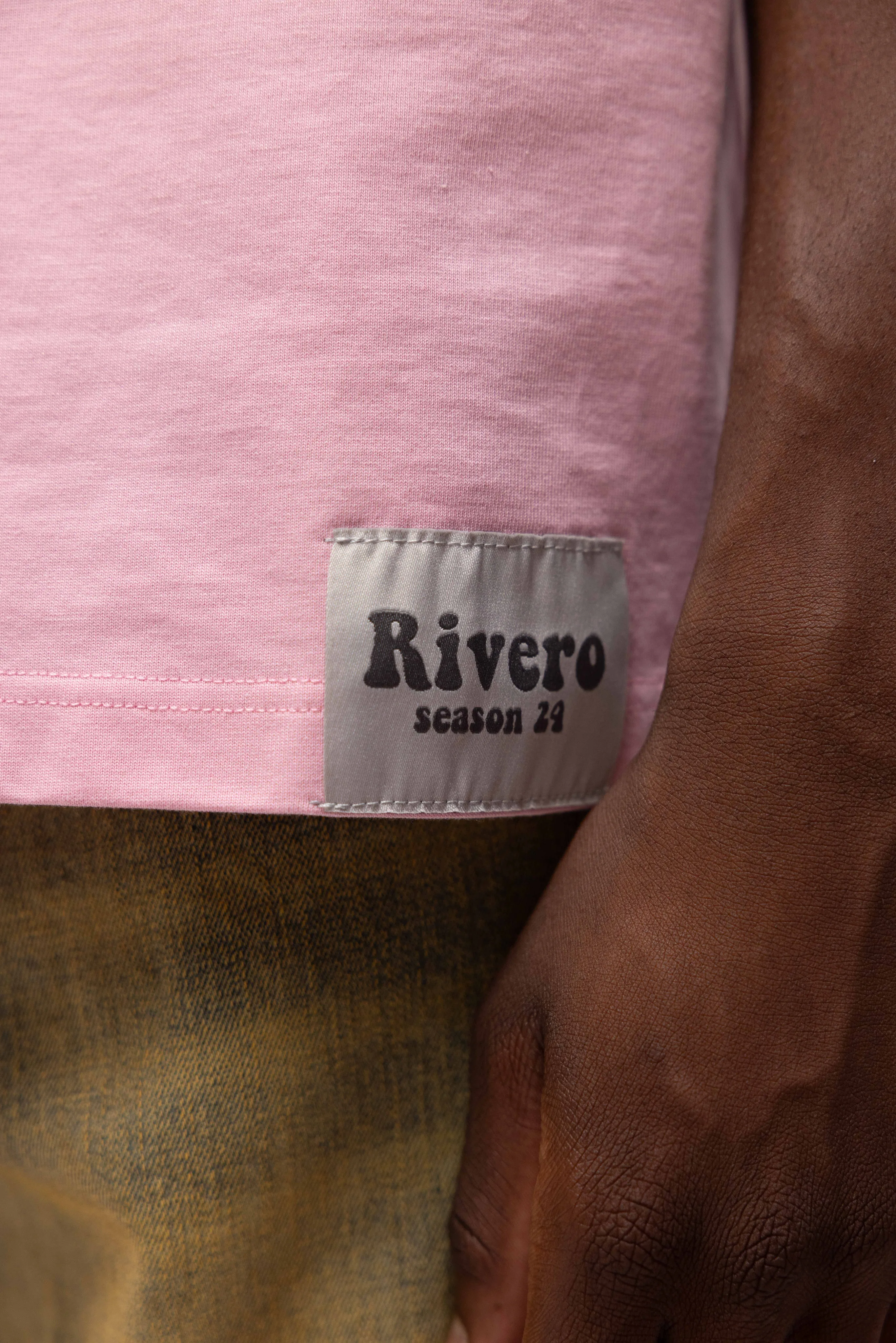 EMBOSSED OVERSIZED T-SHIRT PINK