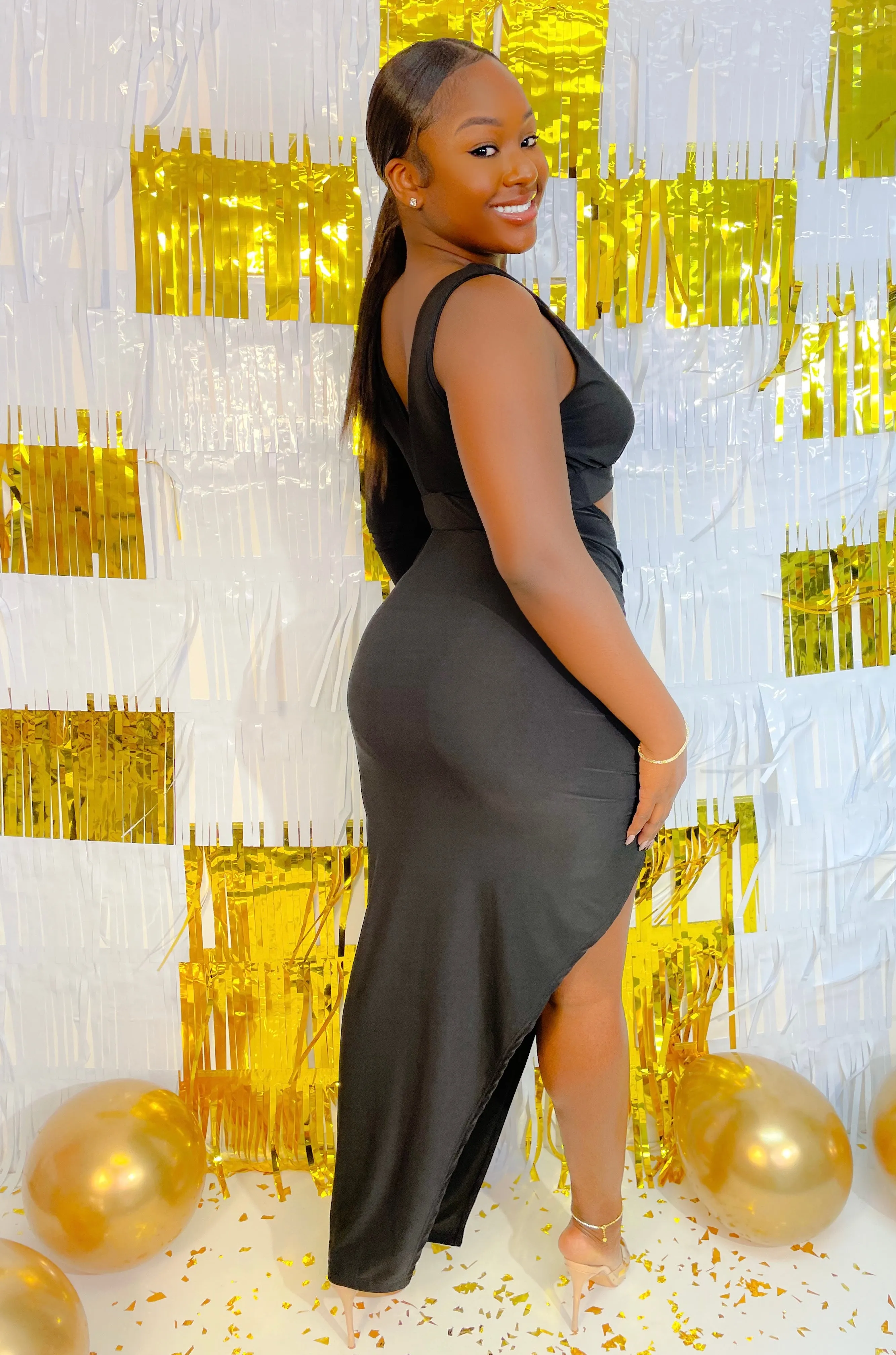 GLAM MOMENTS CUTOUT MAXI DRESS (BLACK) (FINAL SALE)