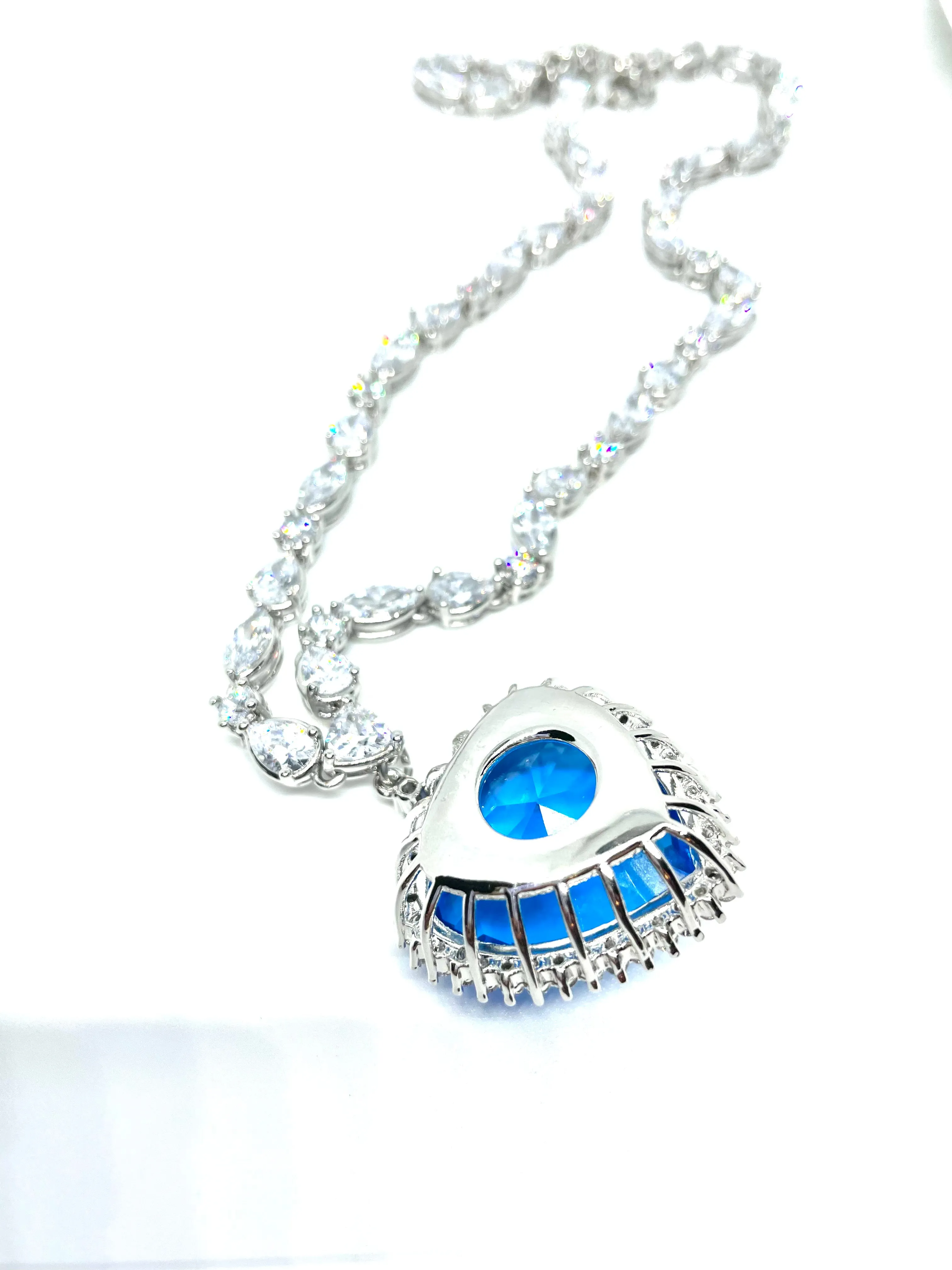 HEART BLUE STONE ATHENA NECKACE