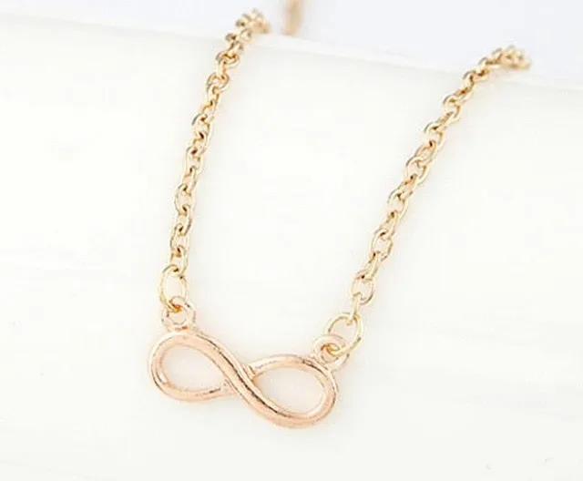 Heart Leaf Moon Pendant Necklace