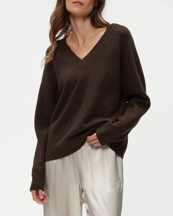 Hendrix V-Neck Sweater in Java | Michael Stars