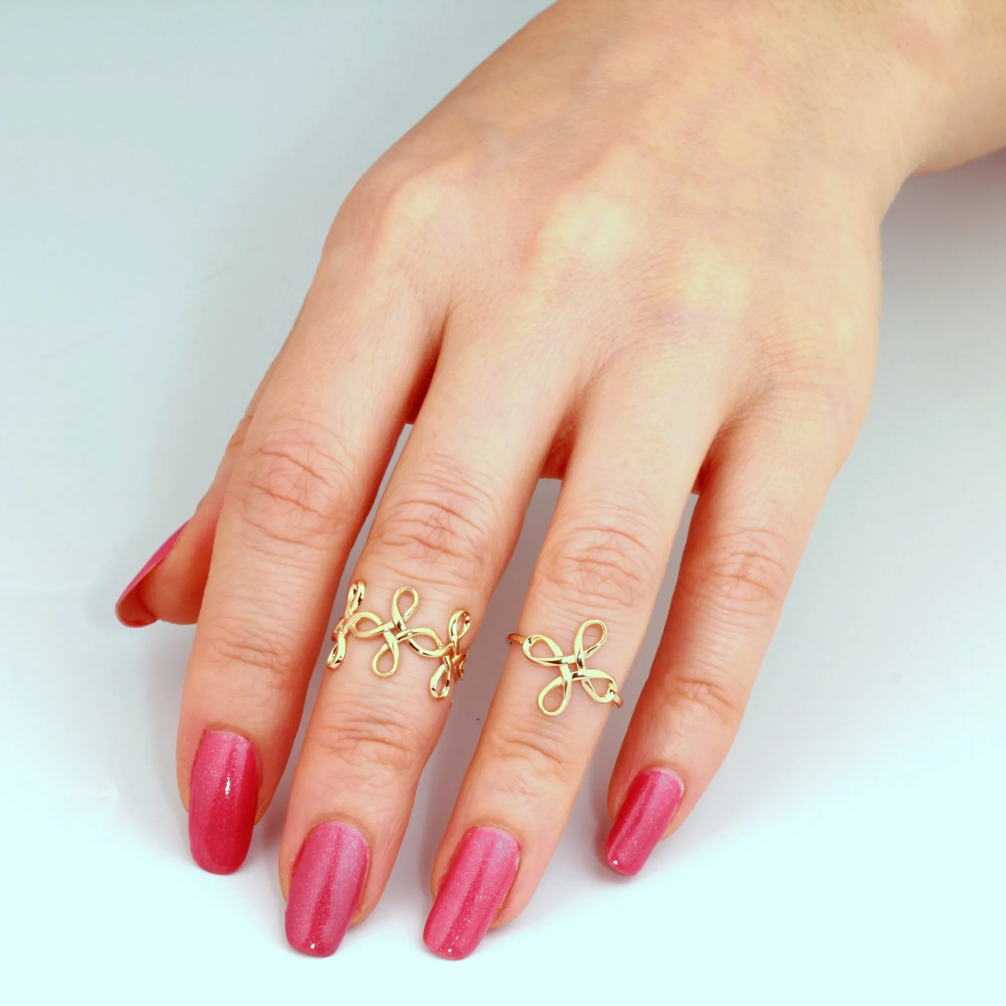 Infinity Flower Band Ring in 18K