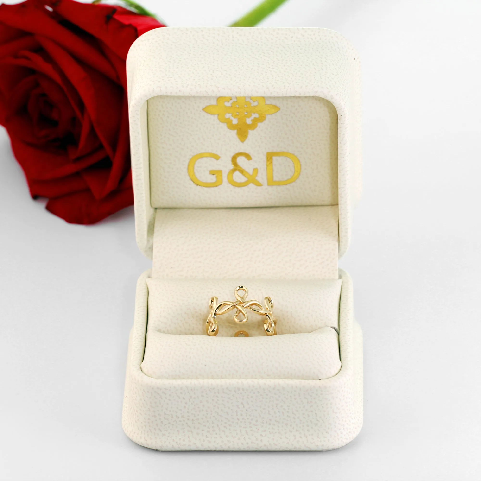 Infinity Flower Band Ring in 18K