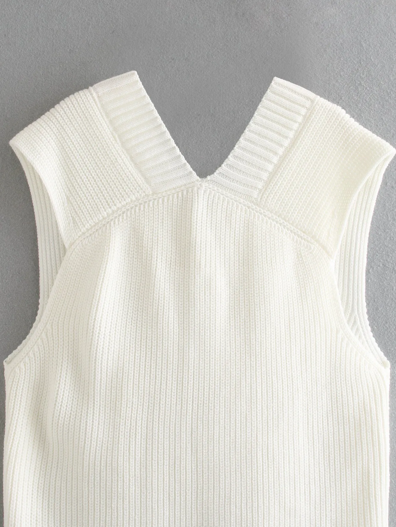 Knitted Sleeveless V-neck Long Vest Pullover Sweaters