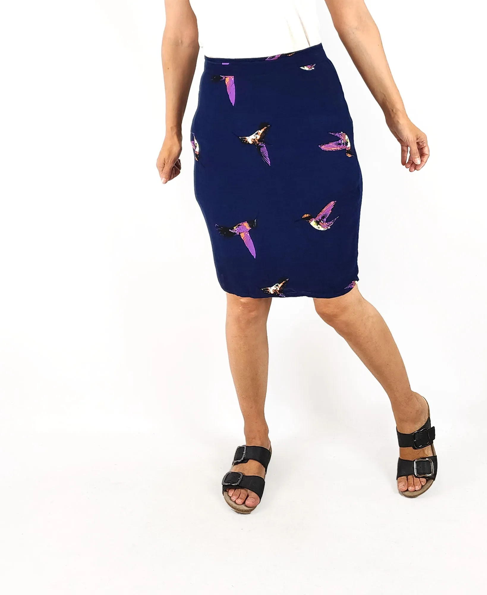 Leonard St navy skirt size 8