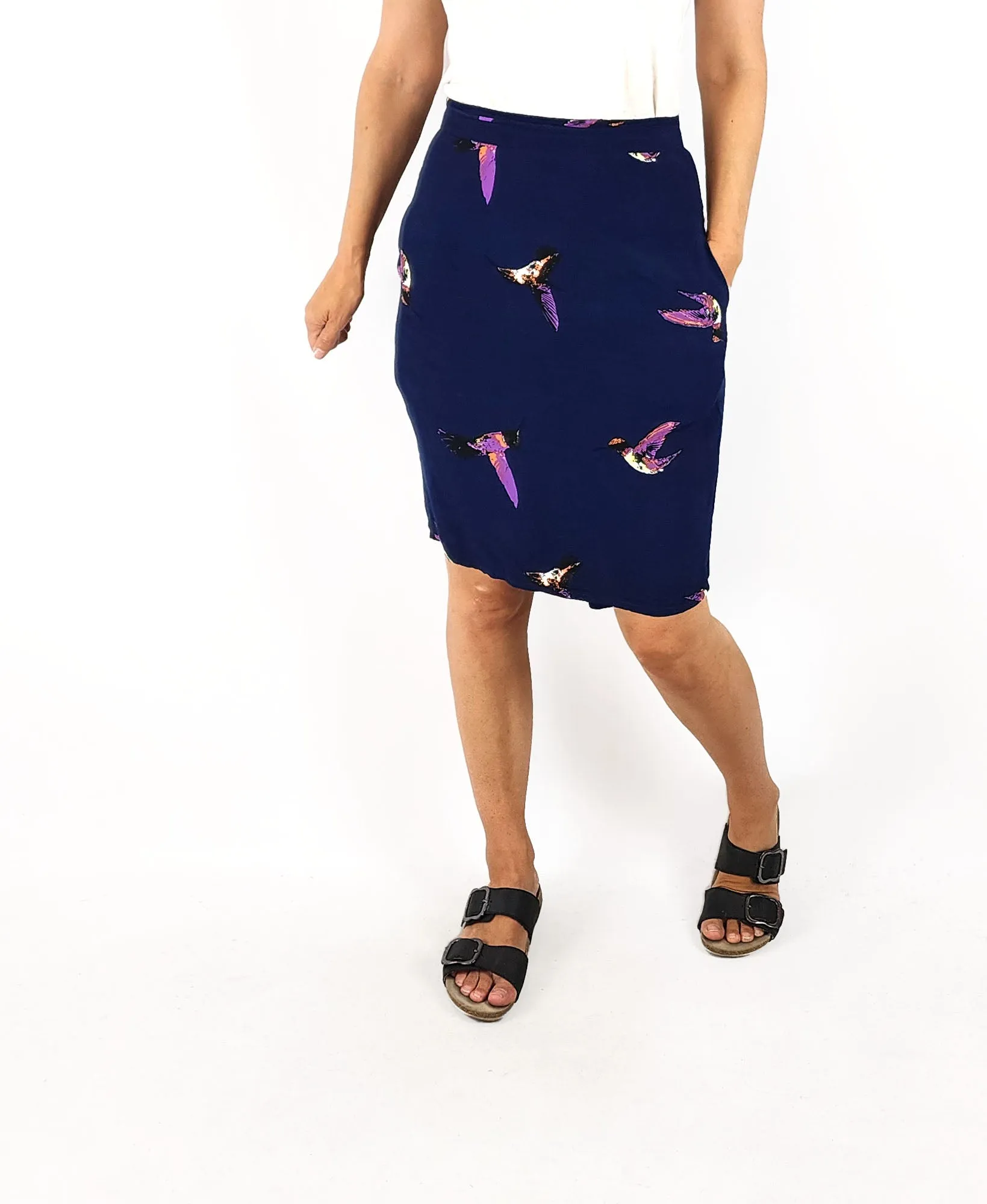 Leonard St navy skirt size 8