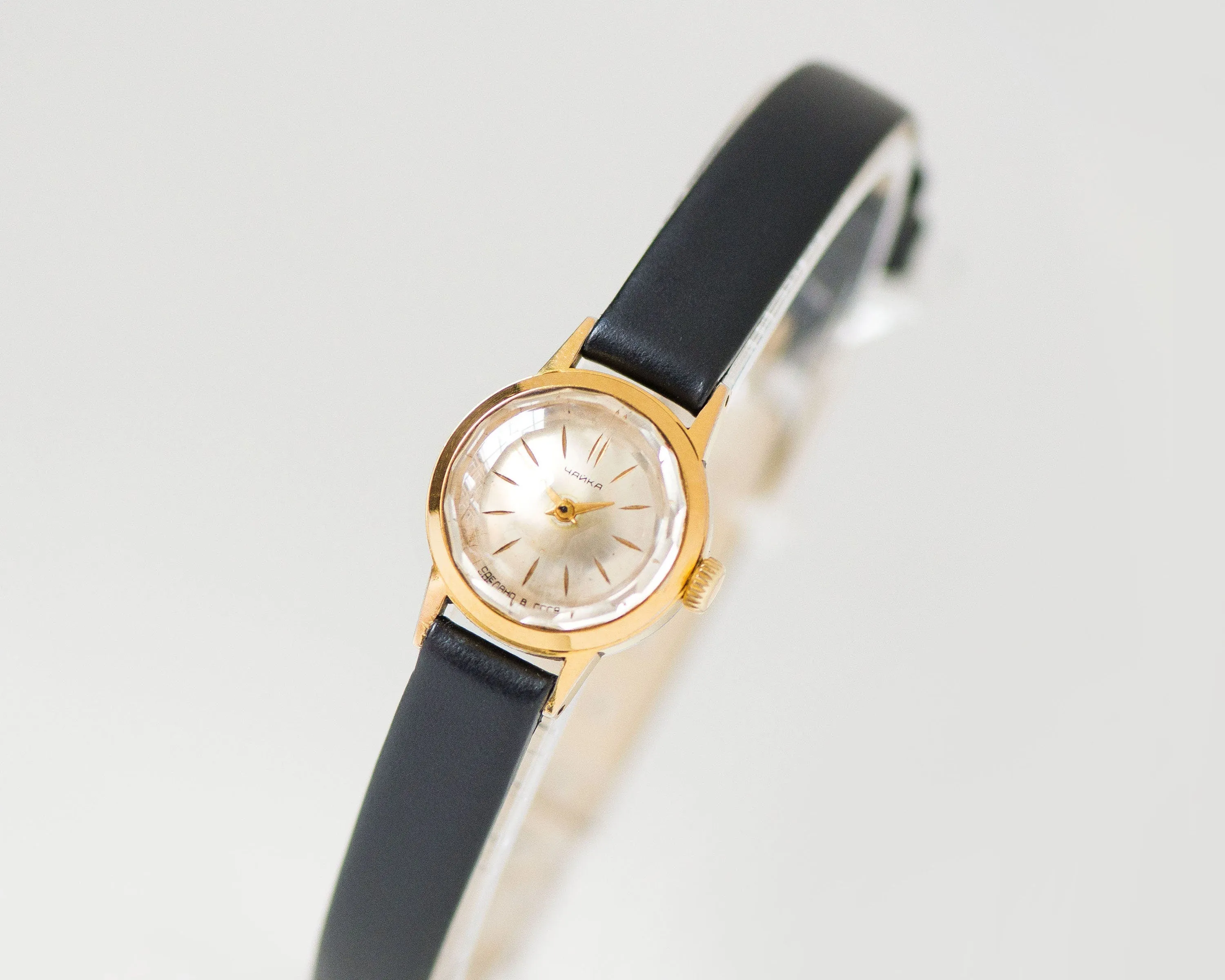 Limited edition chic women watch gold plated Seagull, minimalist wristwatch for women, angular cover watch jewelry gift, new leather band