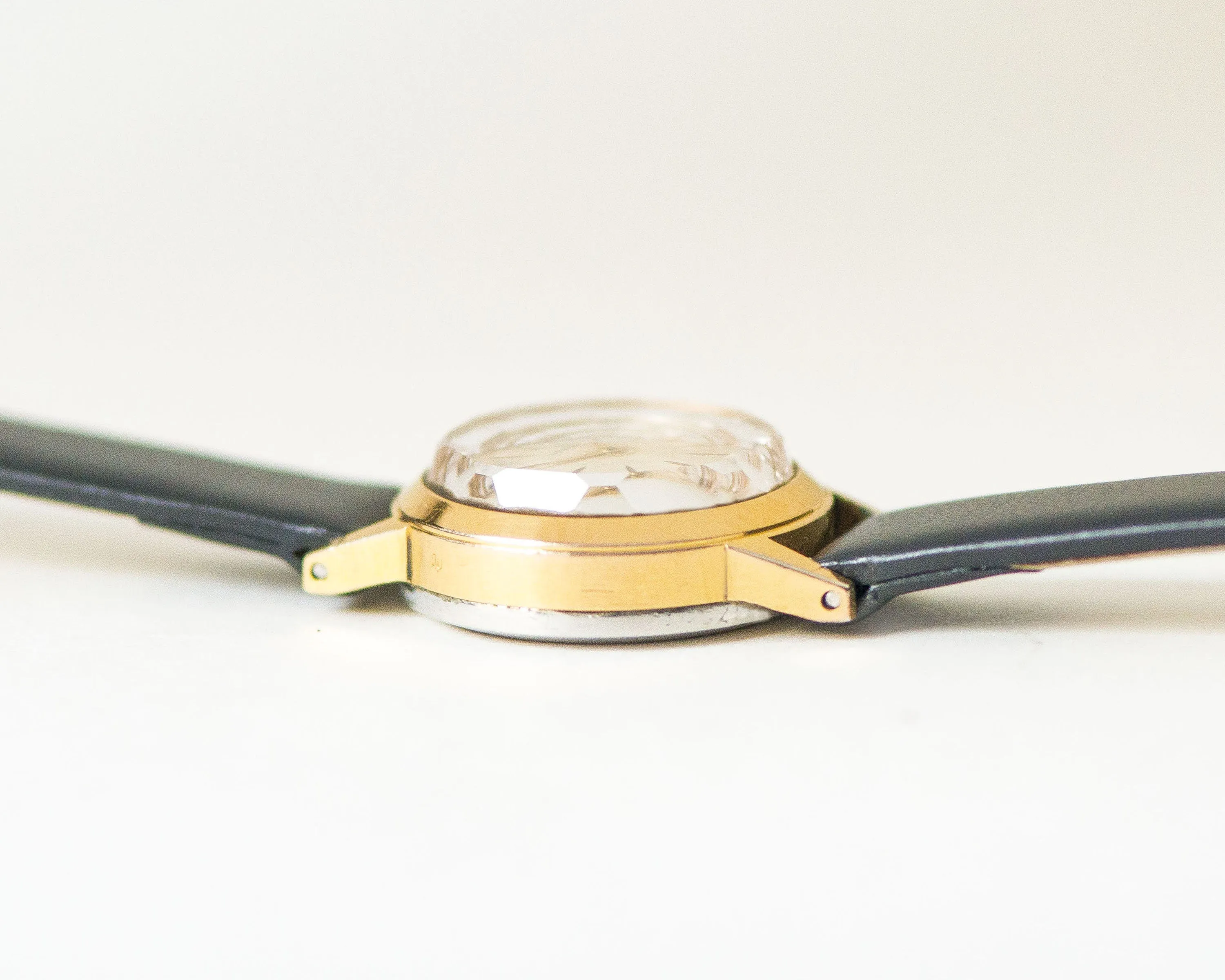 Limited edition chic women watch gold plated Seagull, minimalist wristwatch for women, angular cover watch jewelry gift, new leather band