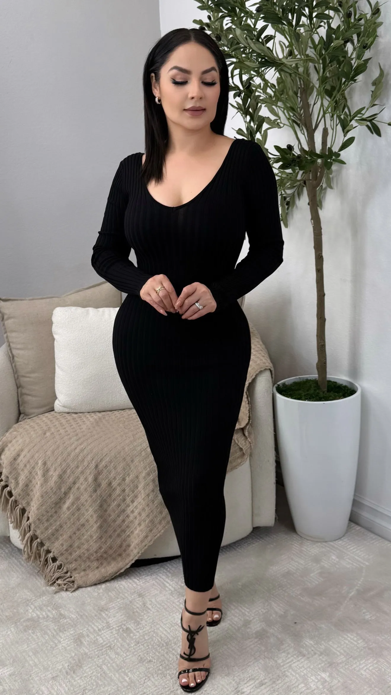 LOVE AT FIRST SIGHT BLACK DRESS