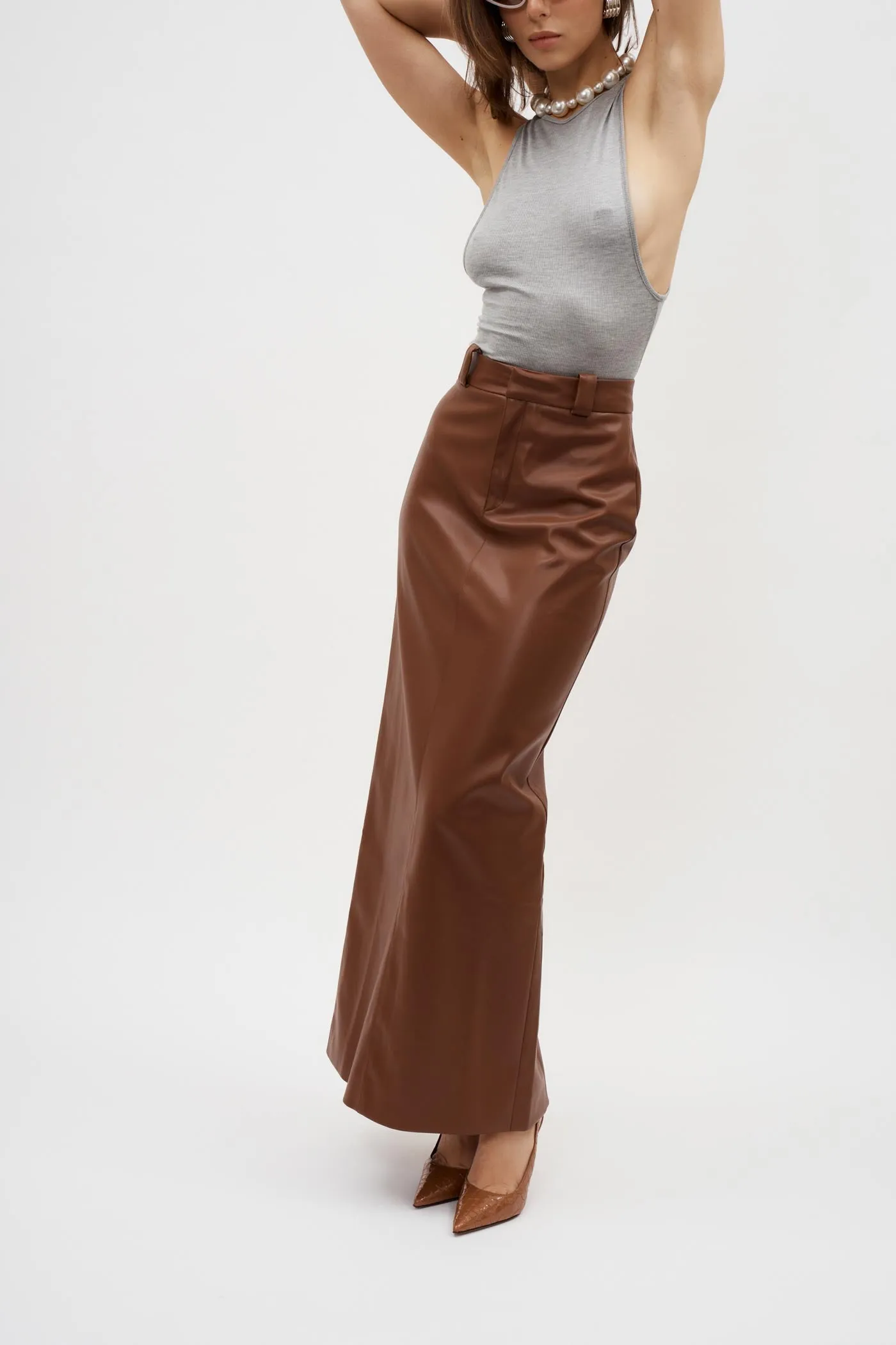 Luna Silhouette Maroon Skirt