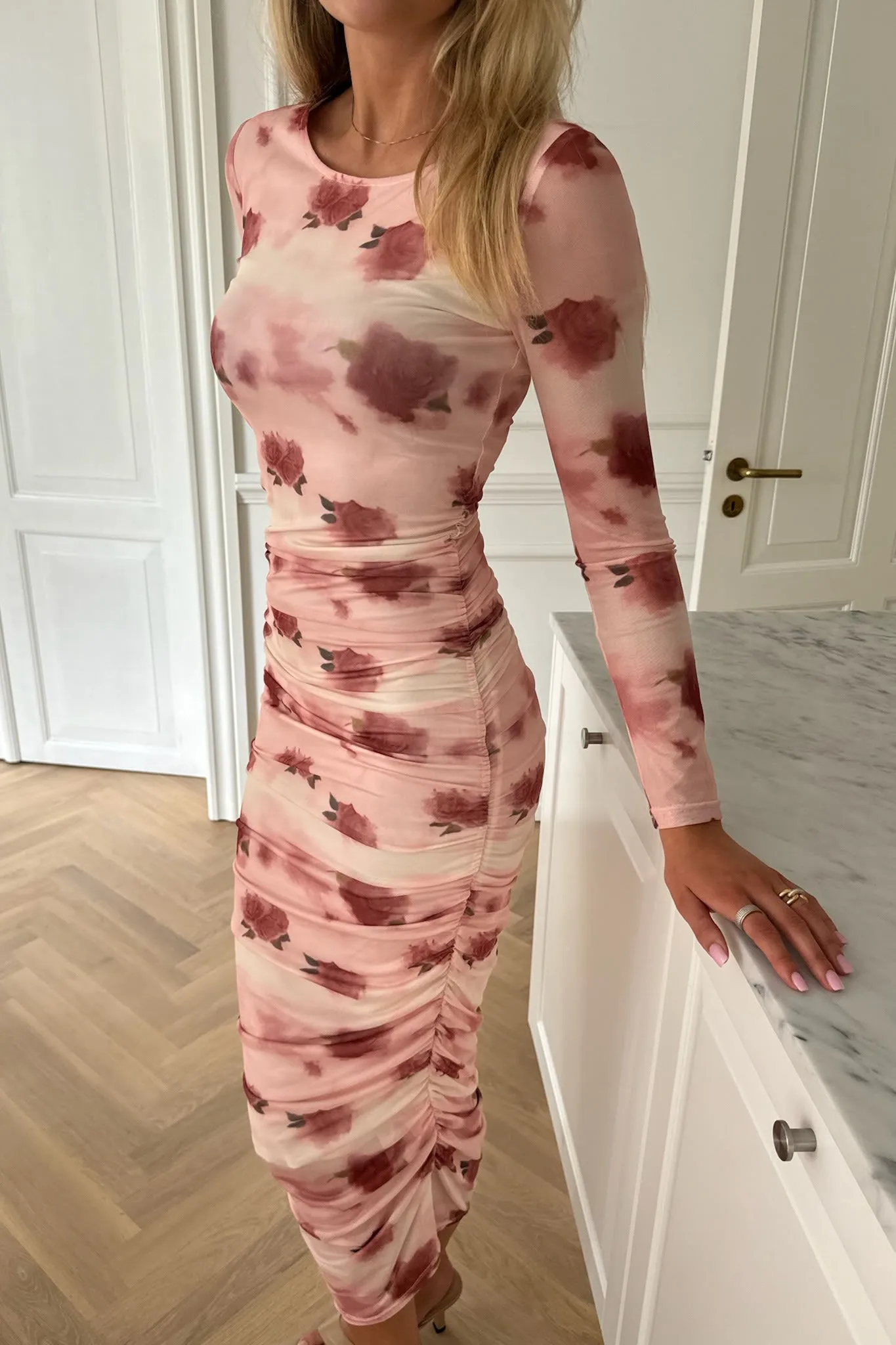 MaiIC Mesh Kjole - Rosa print
