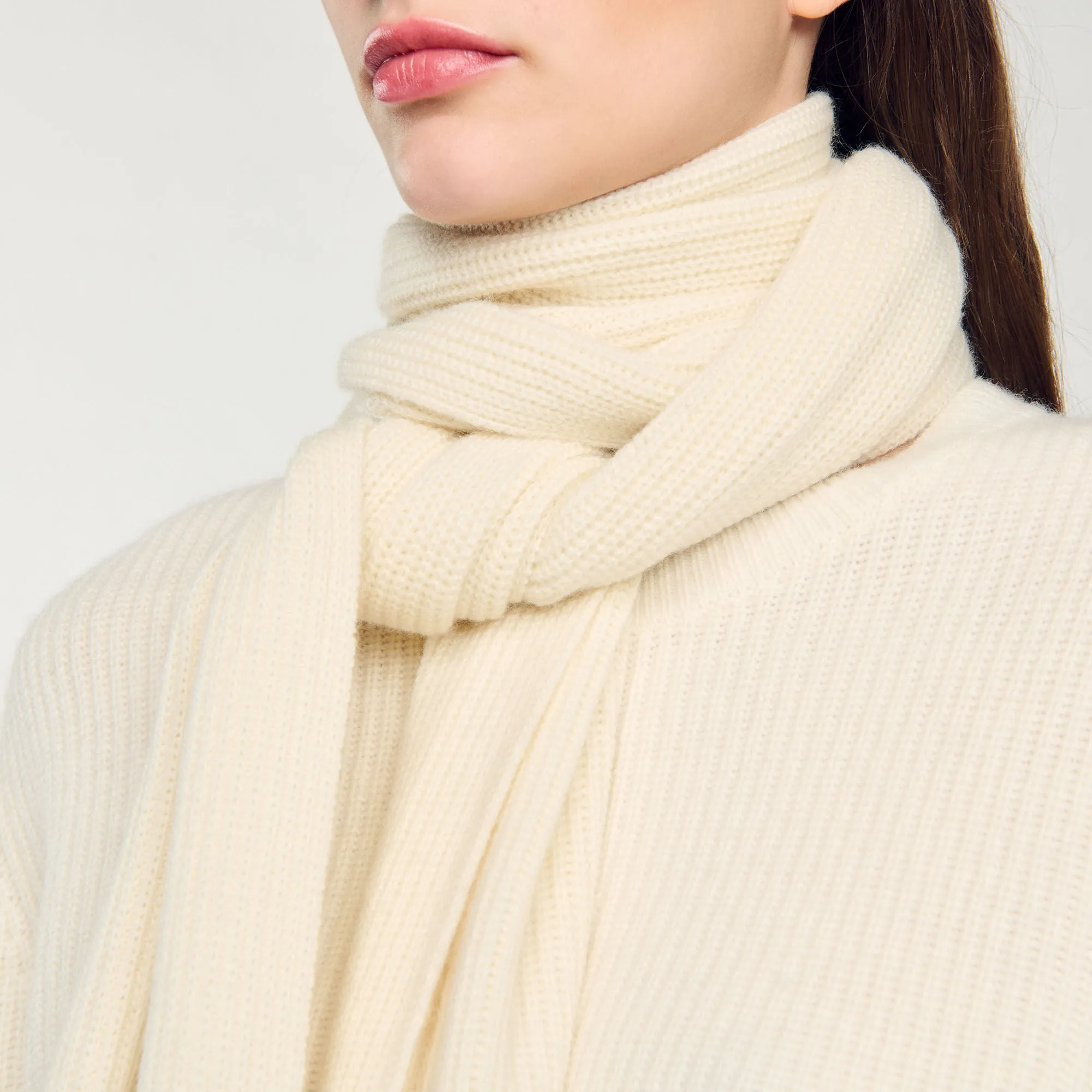 Malice Knitted Jumper With Scarf Collar Ecru