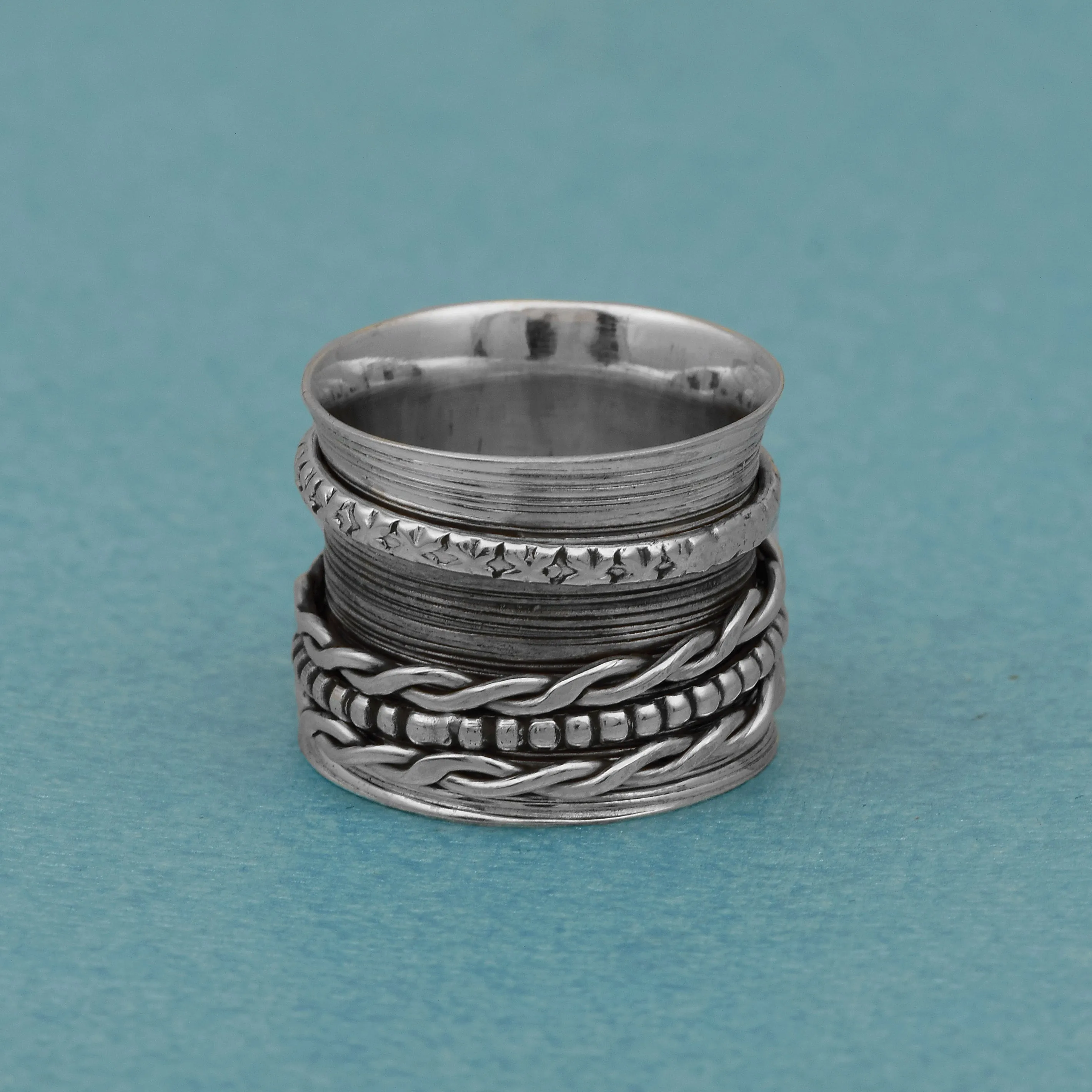 Multi Banded Engraved Rope Band Spinner Ring