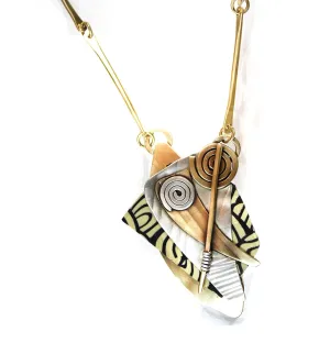 N3556w  TAPESTRY NECKLACE