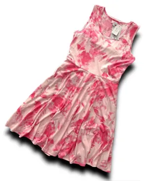 Nicki - Pink Tie Dye