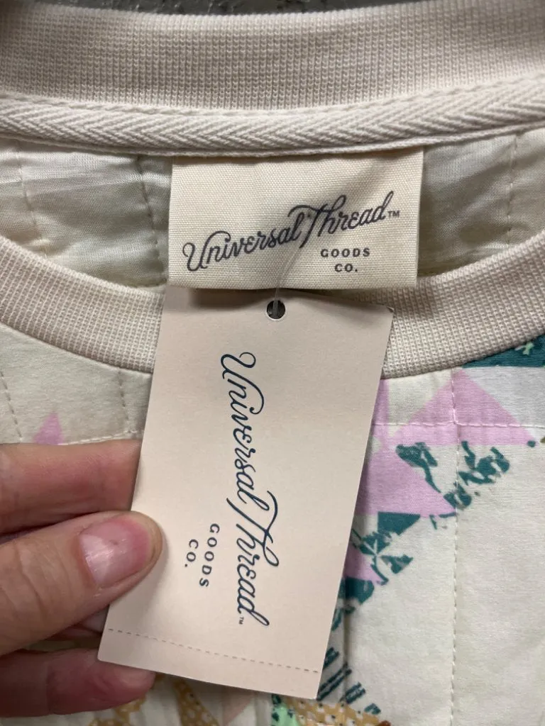 NWT UNIVERSAL THREAD PULLOVER