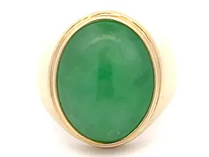 Oval Cabochon Green Jade Ring in 14K Yellow Gold