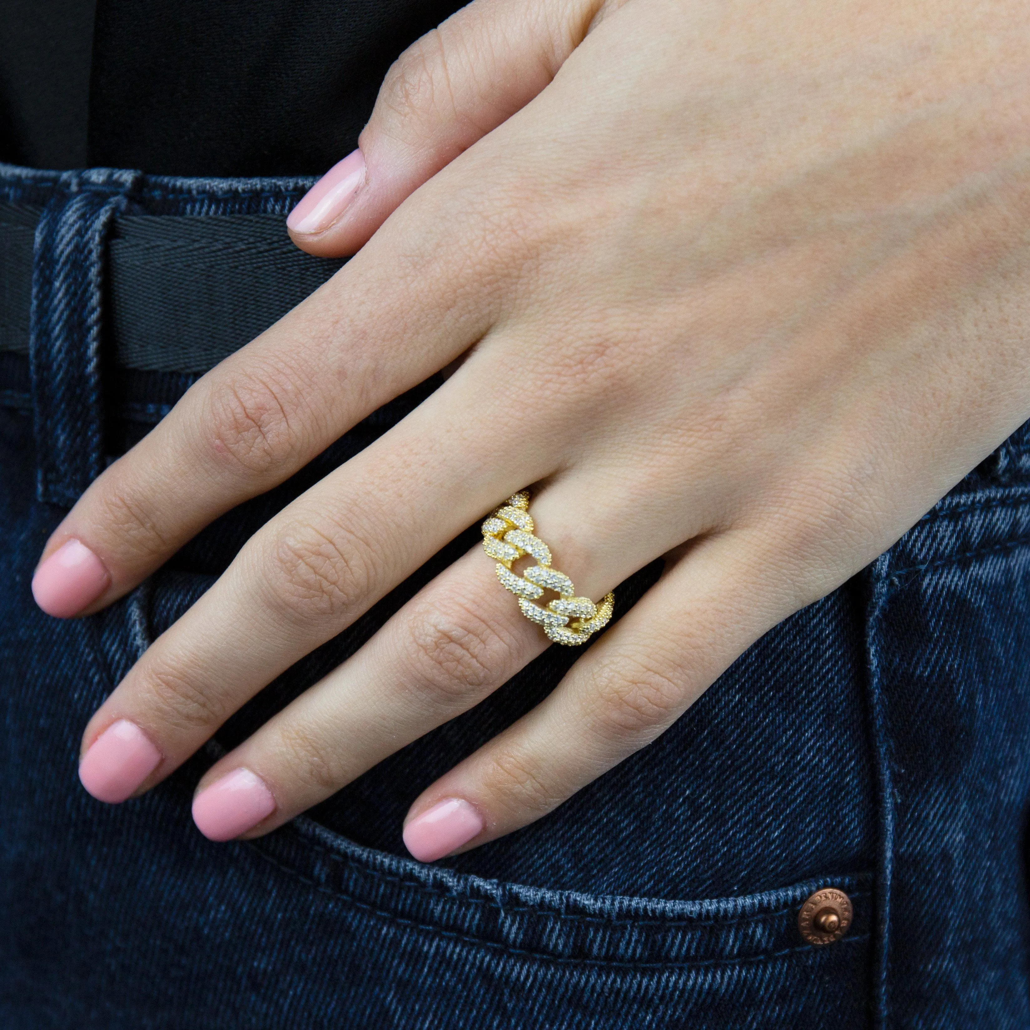 Pavé Chain Link Ring