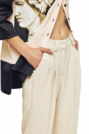 Pleated Tapered Pants