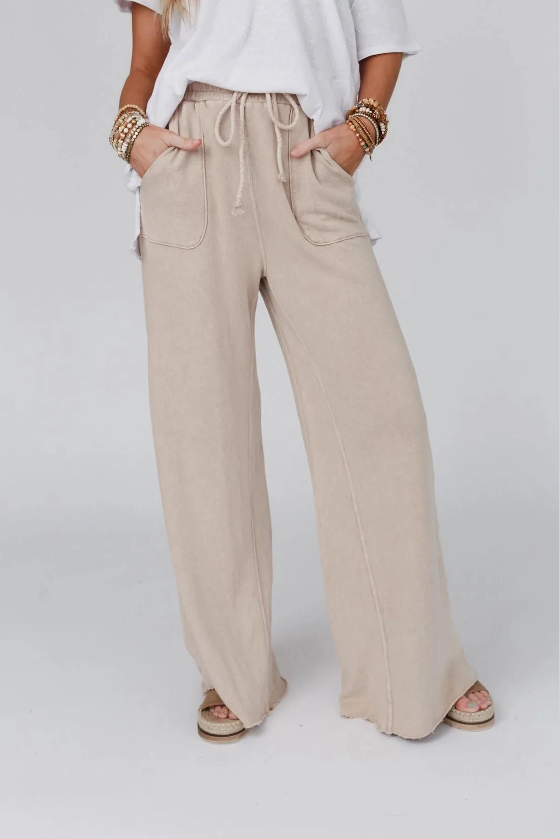 Relaxing Wide Leg Pant