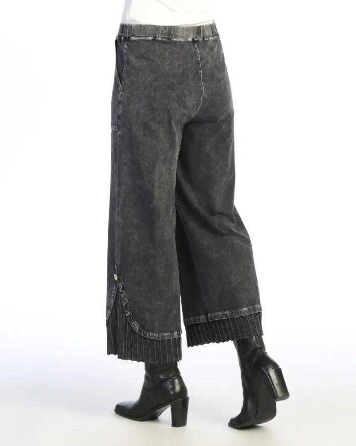 Rib Contrast & Button Pant