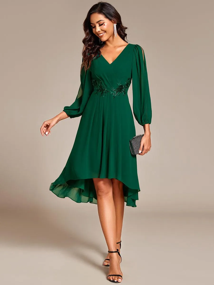 Robe d'invitée de mariage en mousseline de soie à manches longues et taille trapèze