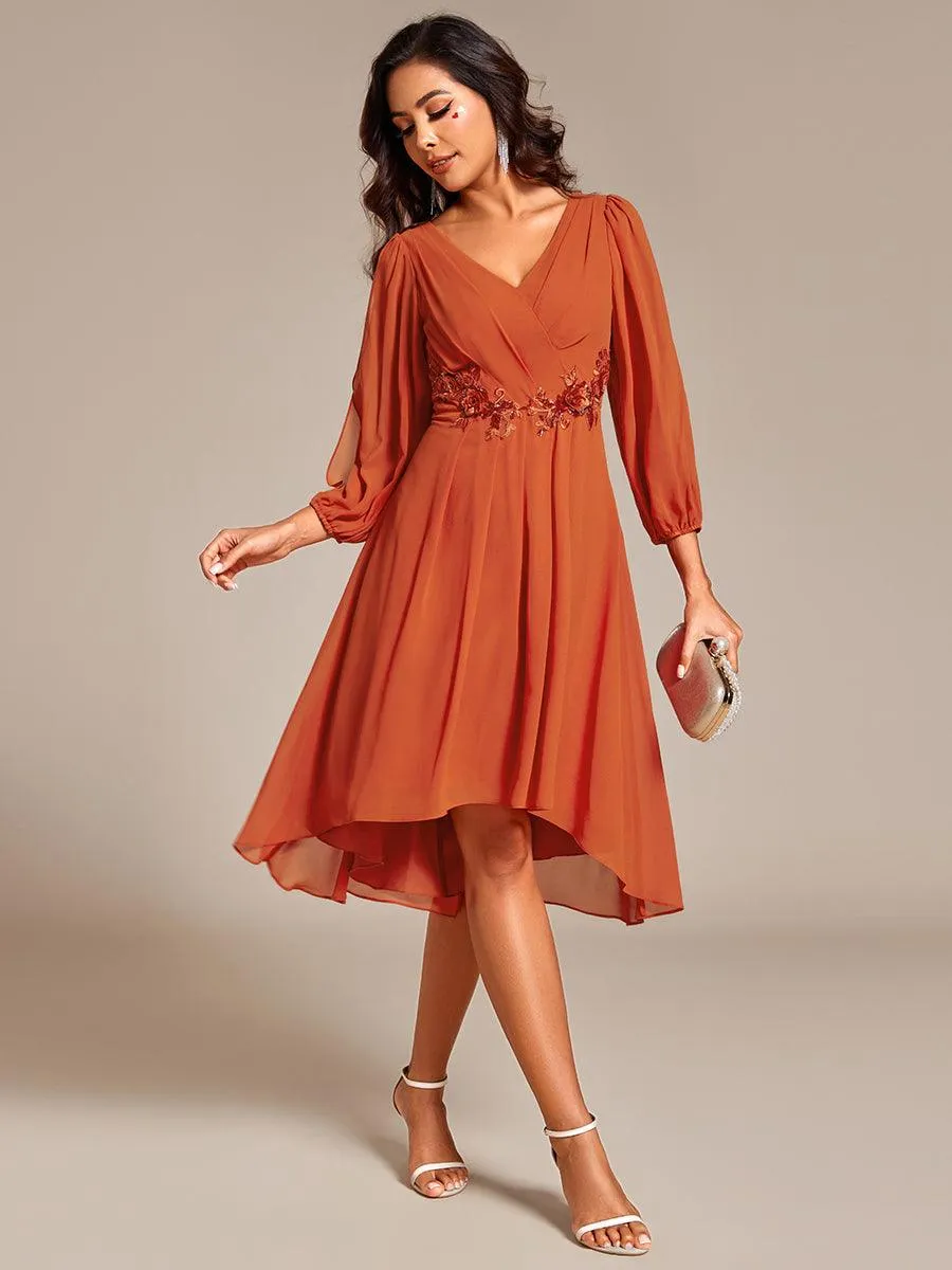 Robe d'invitée de mariage en mousseline de soie à manches longues et taille trapèze