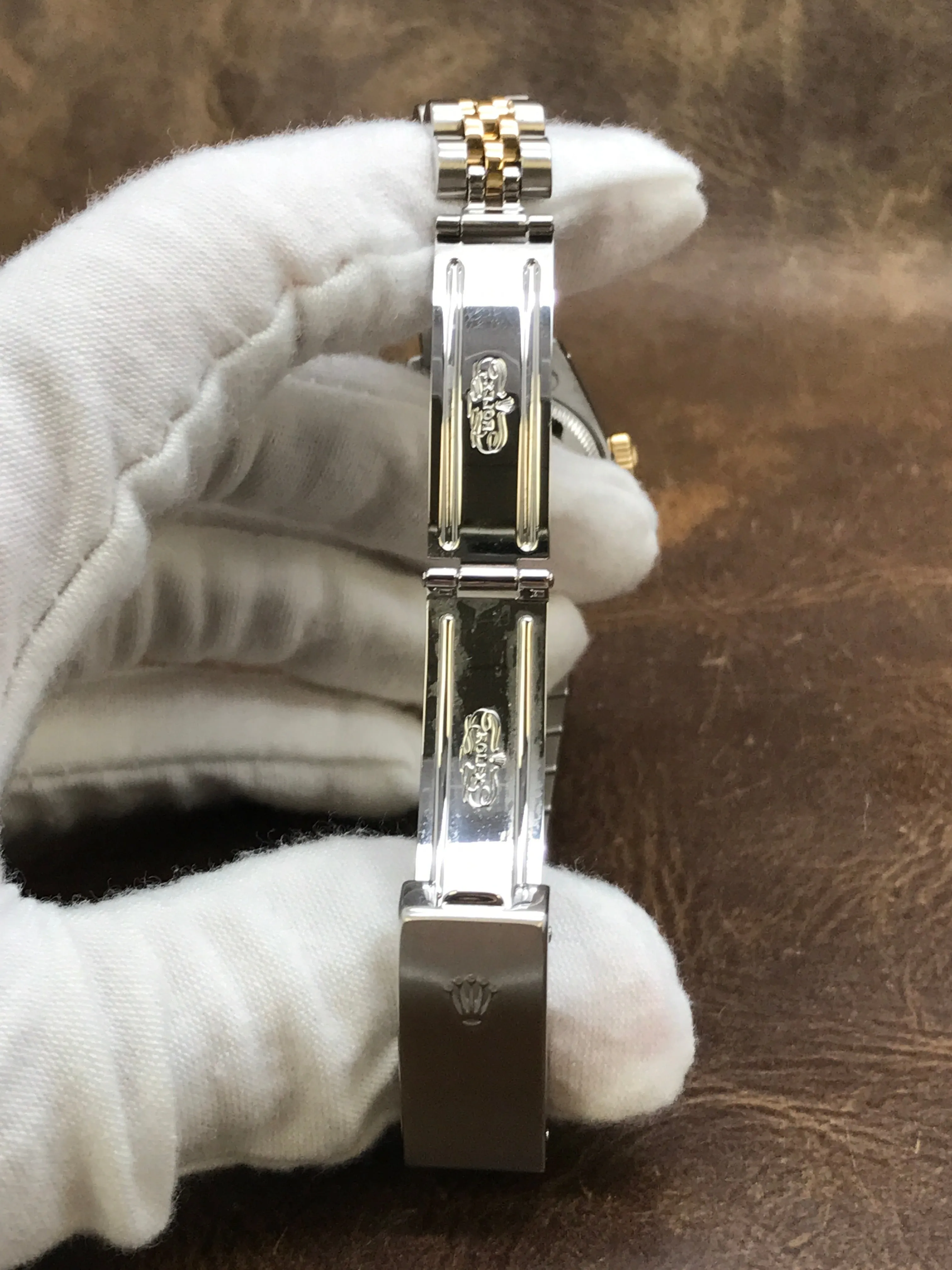 Rolex Datejust 26mm 69173 Porcelain Creme Dial Automatic Women's Watch