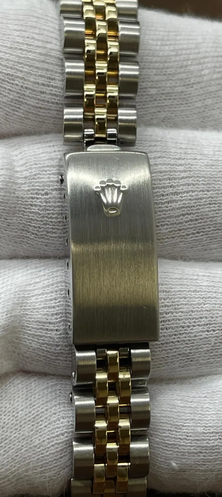 Rolex Oyster Perpetual 24mm 76193 Silver Dial Automatic Women's Watch