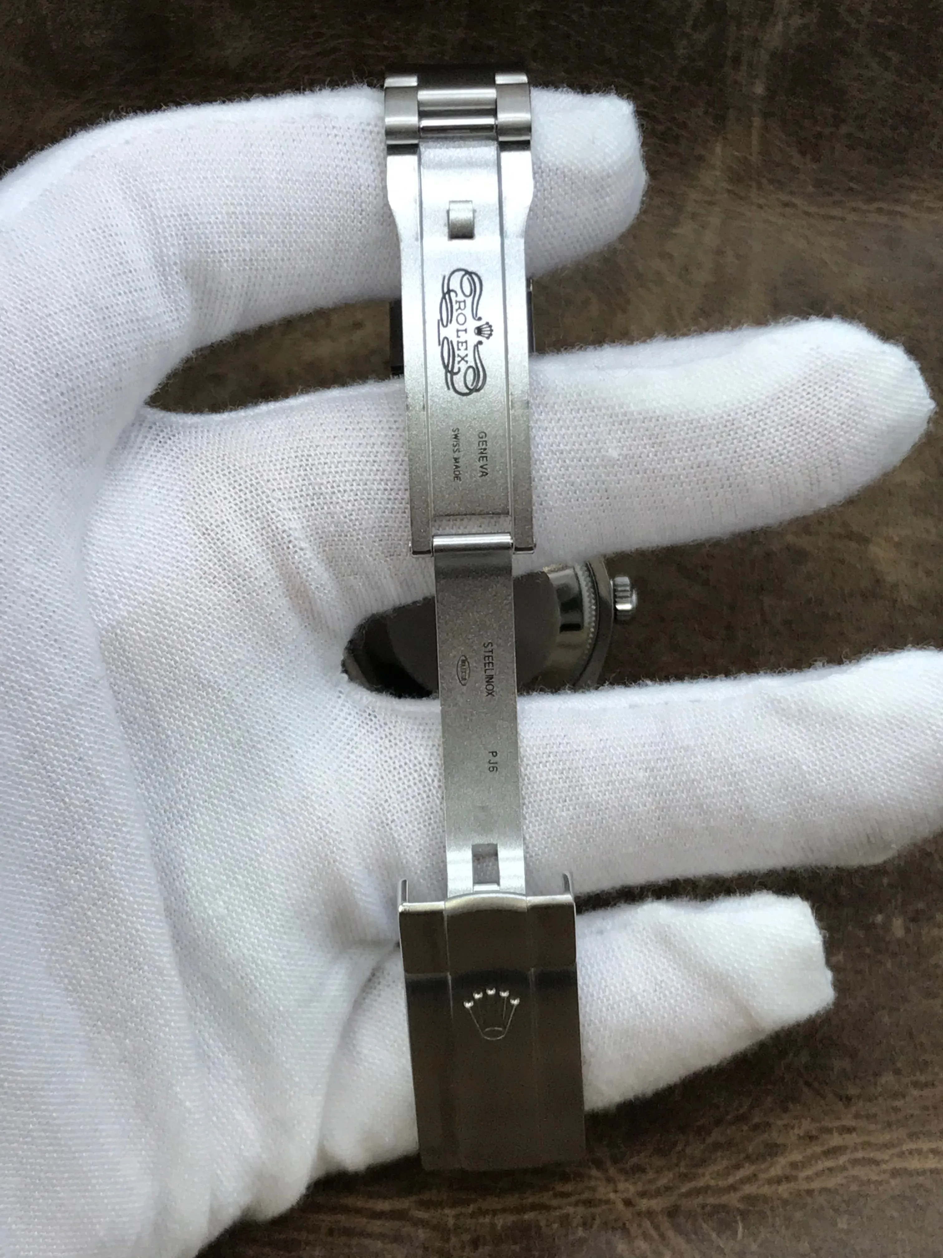 Rolex Oyster Perpetual Midsize 177234 Silver Dial Automatic  Women's Watch