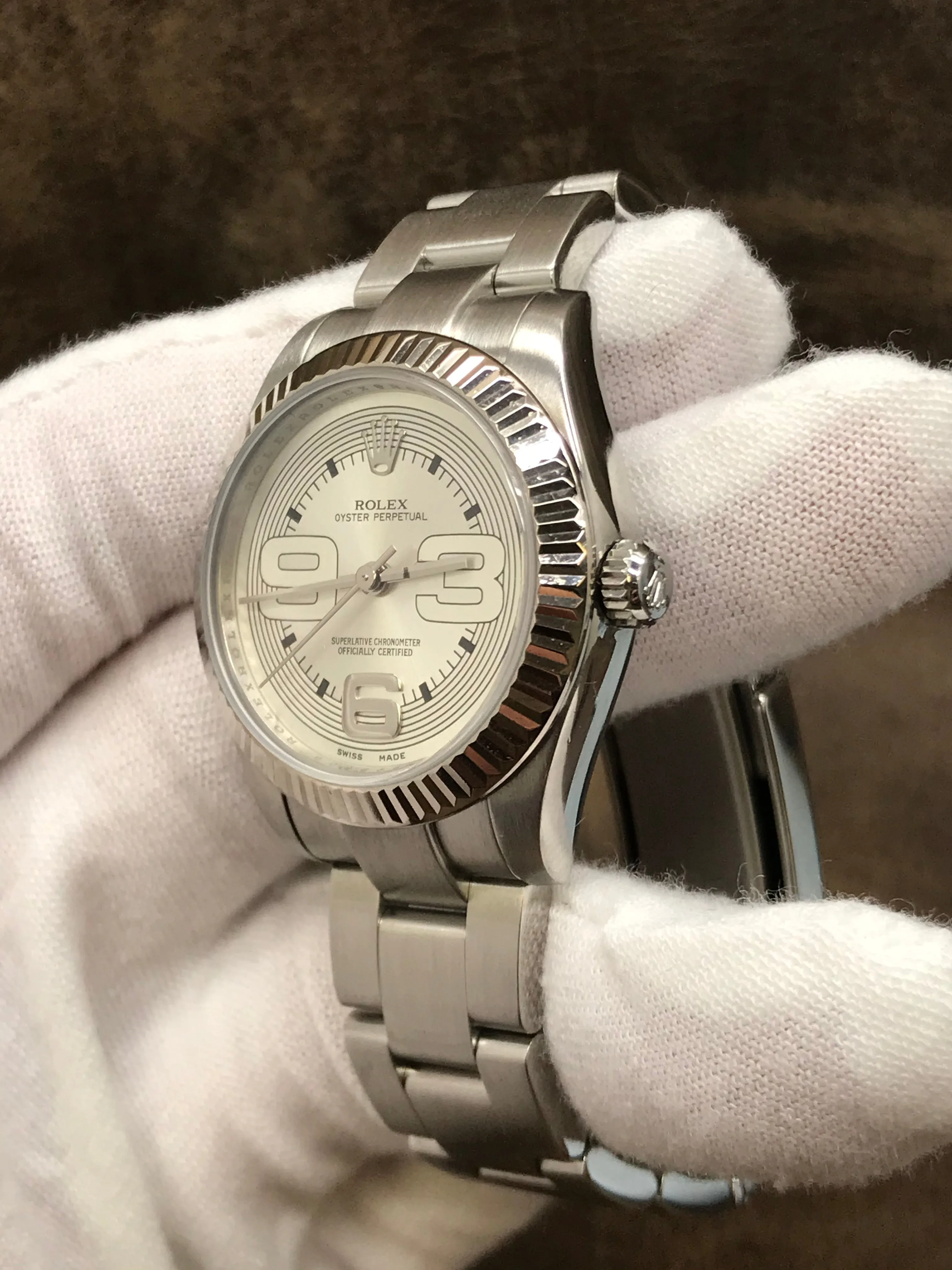 Rolex Oyster Perpetual Midsize 177234 Silver Dial Automatic  Women's Watch