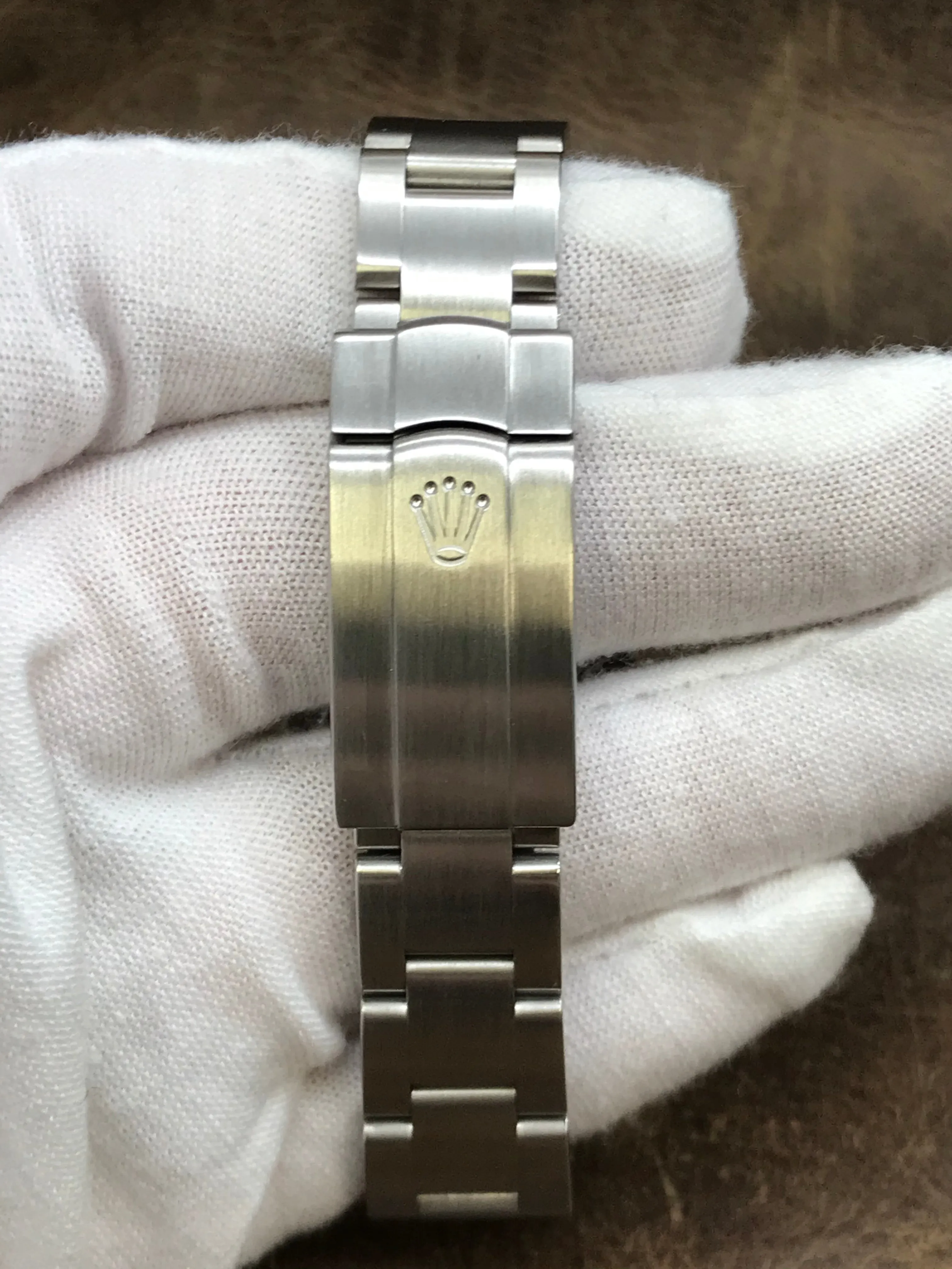 Rolex Oyster Perpetual Midsize 177234 Silver Dial Automatic  Women's Watch