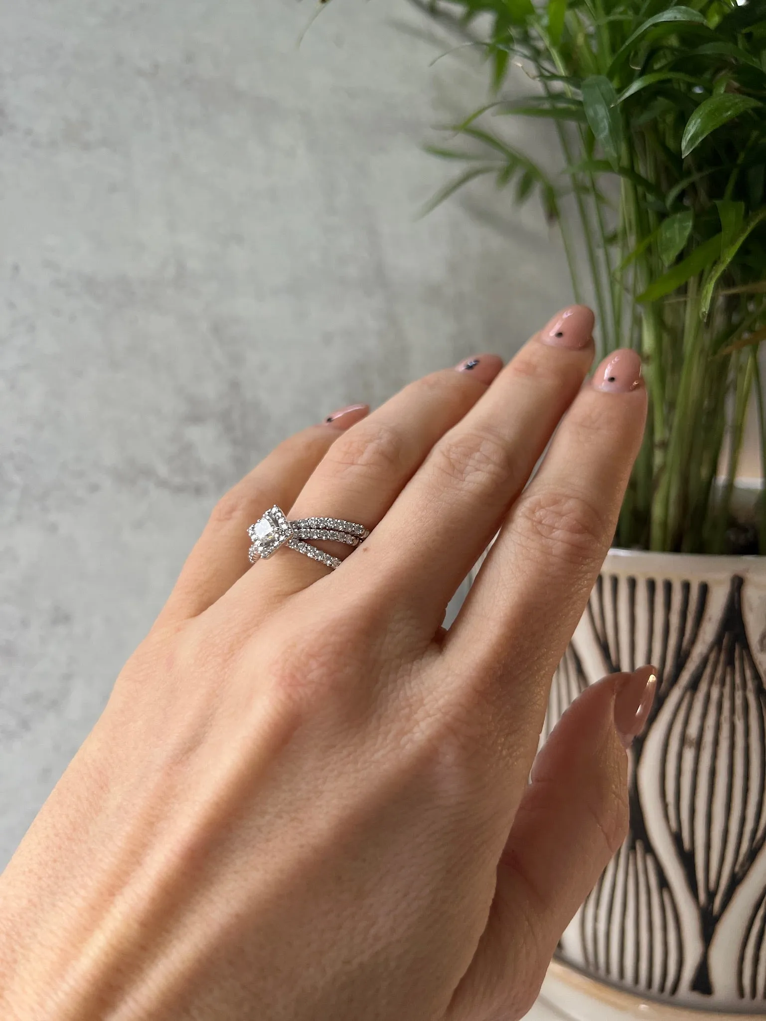 Rope V Halo Diamond Bridal Ring Set